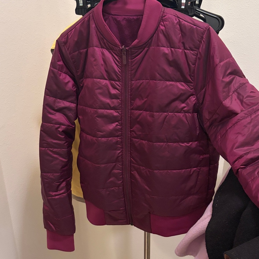 Lululemon nonstop quilted double sided bomber